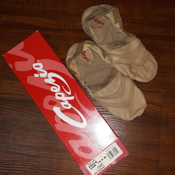 BNIB Mens/Women’s Caramel or Black Freeform - Picture 13 of 16